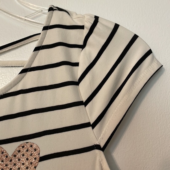 EPIC THREADS GIRLS DRESS. - Picture 3 of 9